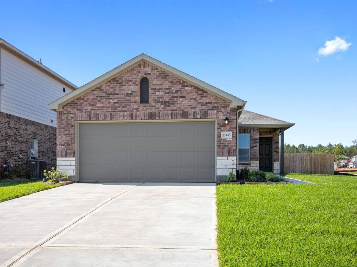 House for rent at 25445 Carnation Court, Montgomery, TX 77316
