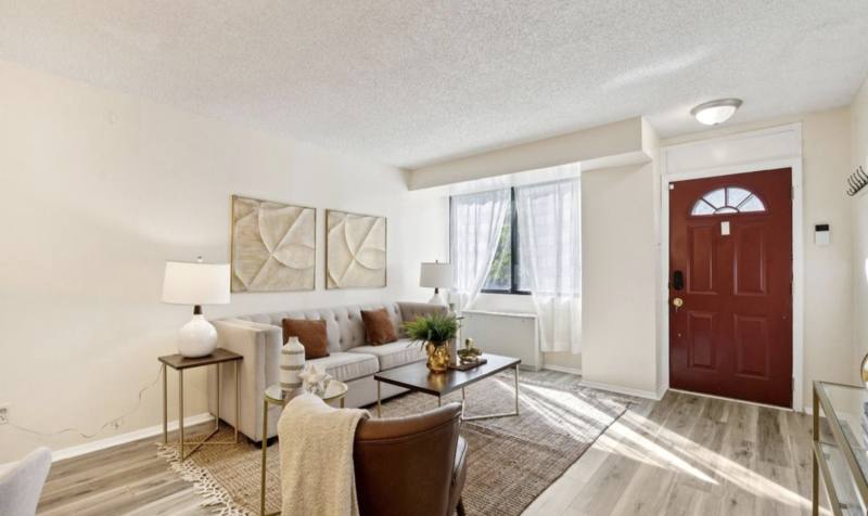 Townhouse for rent at 1245 13th St NW #109, Washington, DC 20005