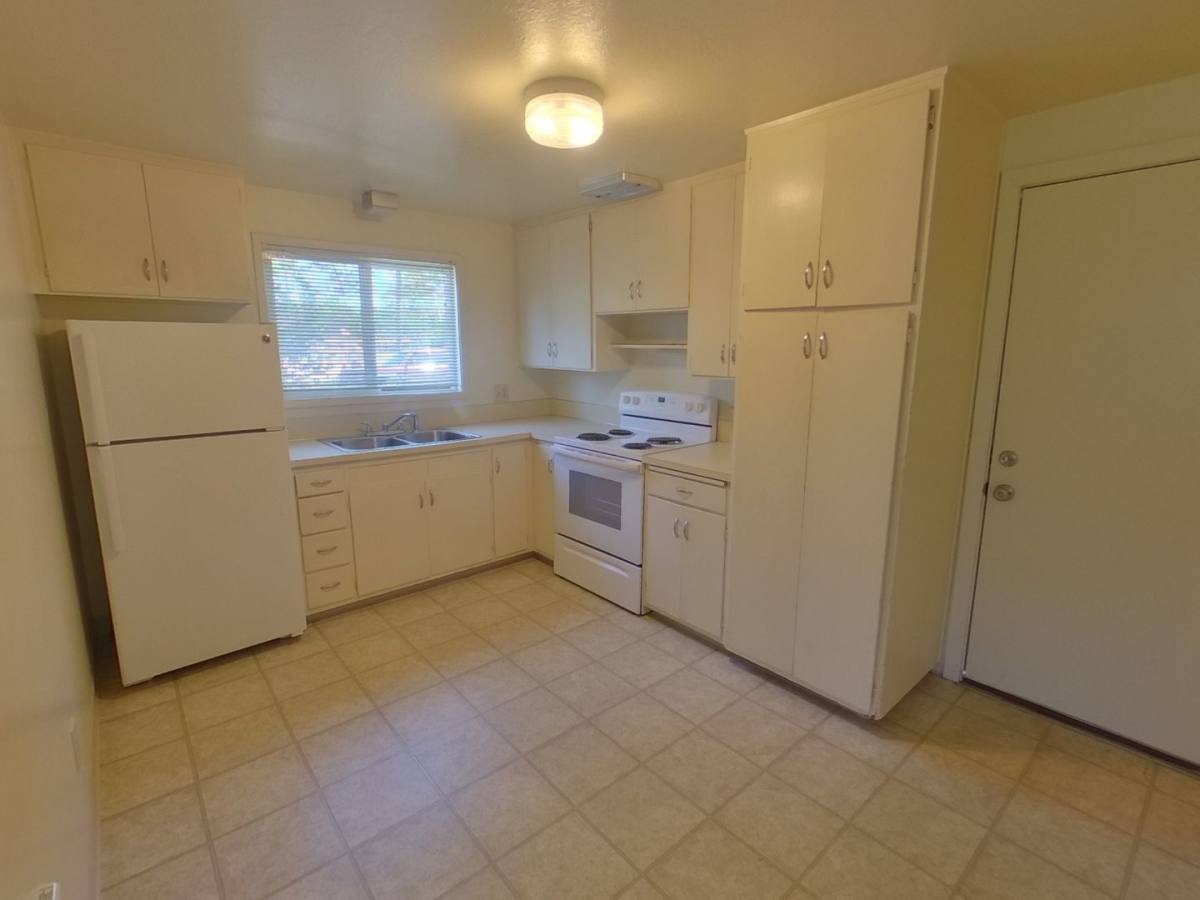 Apartment for rent at 636 NW 27th St, Corvallis, OR 97330