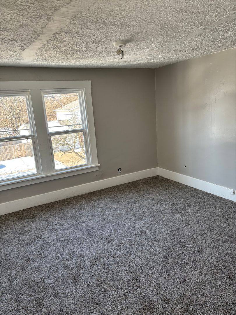 House for rent at 835 Carlysle St, Akron, OH 44310