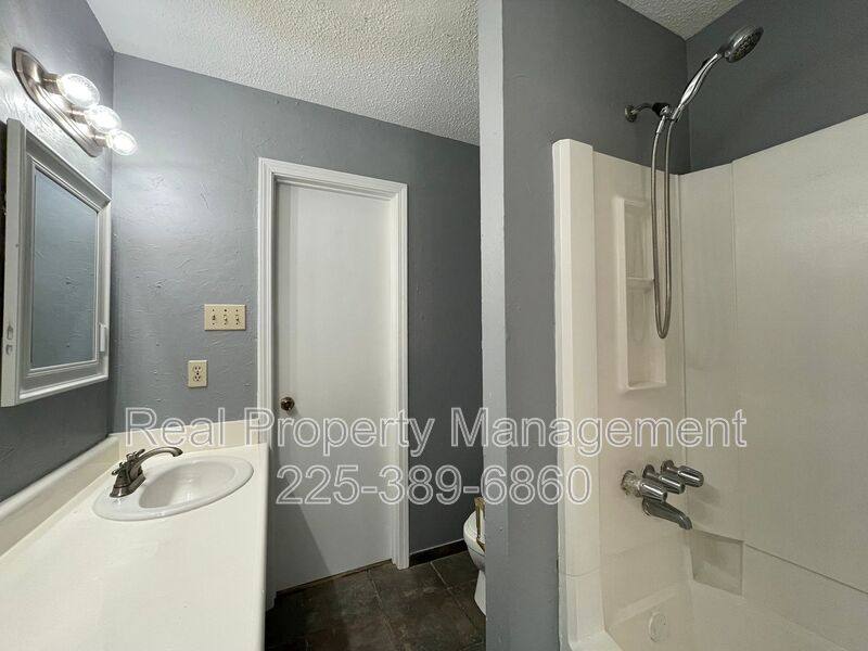 Apartment for rent at 1724 Brightside Dr #A, Baton Rouge, LA 70820