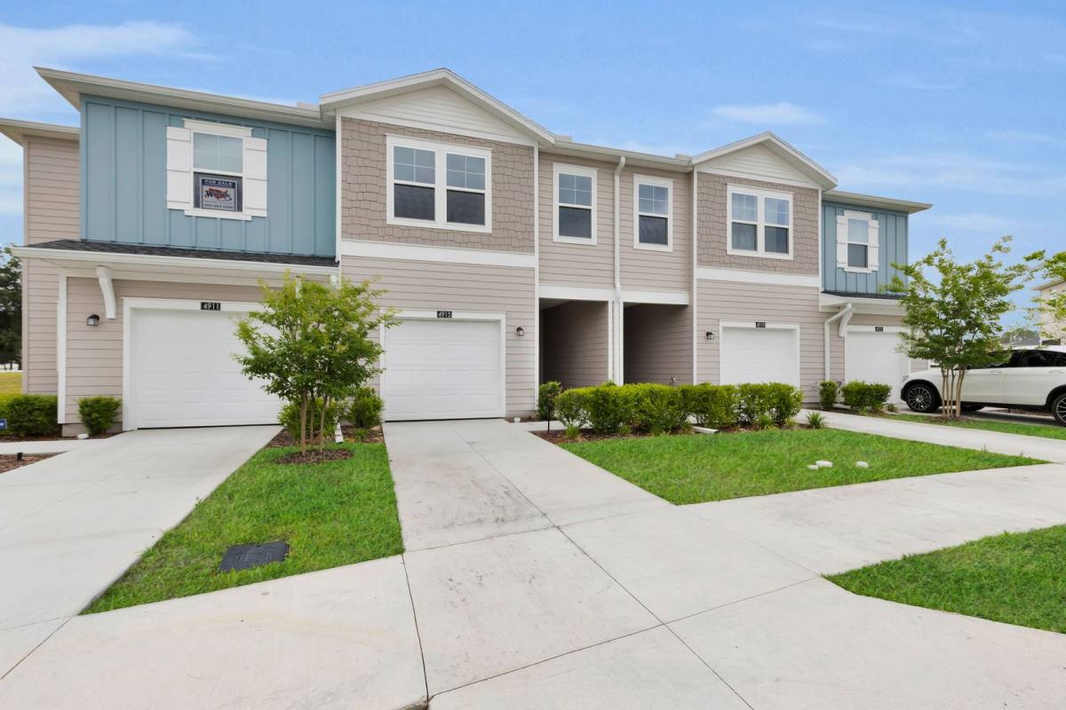 Townhouse for rent at 4915 SW 81st Loop, Ocala, FL 34476