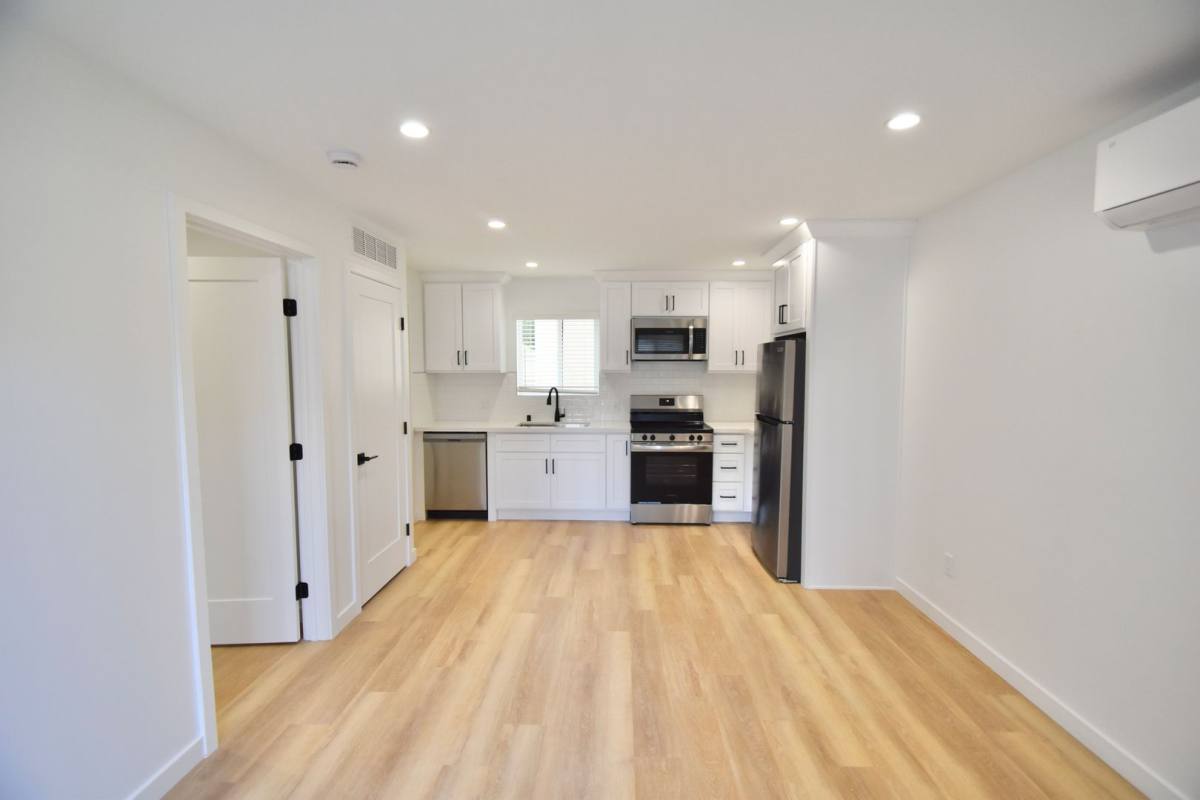 Apartment for rent at 14418 Dickens St, Sherman Oaks, CA 91423