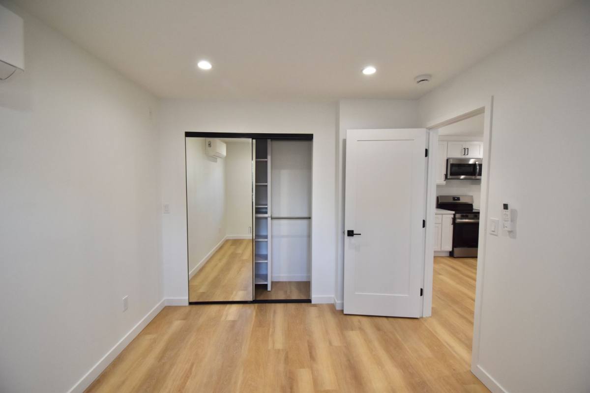 Apartment for rent at 14418 Dickens St, Sherman Oaks, CA 91423