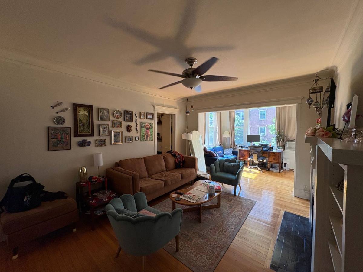 Apartment for rent at 3611-29 N Pine Grove Ave, Chicago, IL 60613
