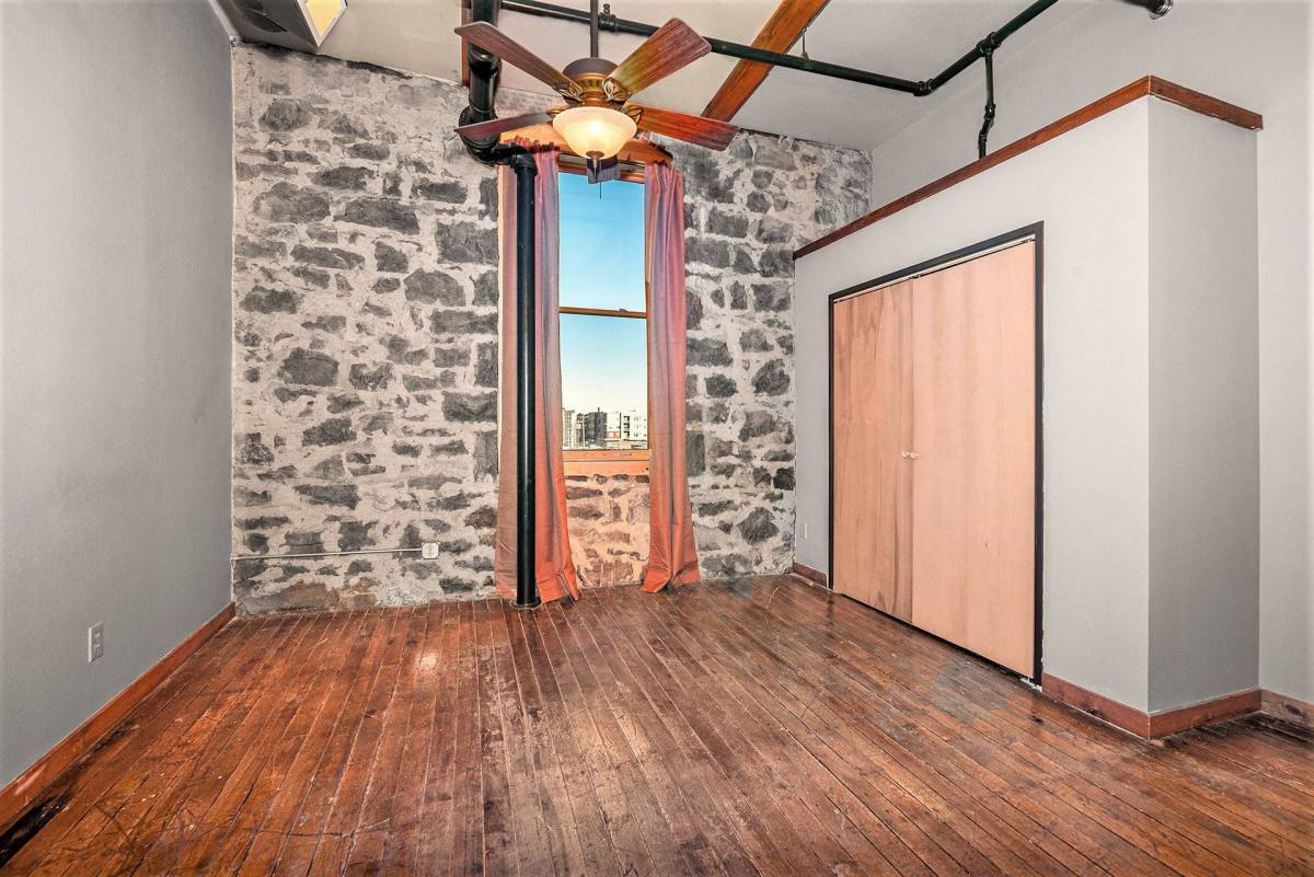 Apartment for rent at 400 N Main Ave, Sioux Falls, SD 57104