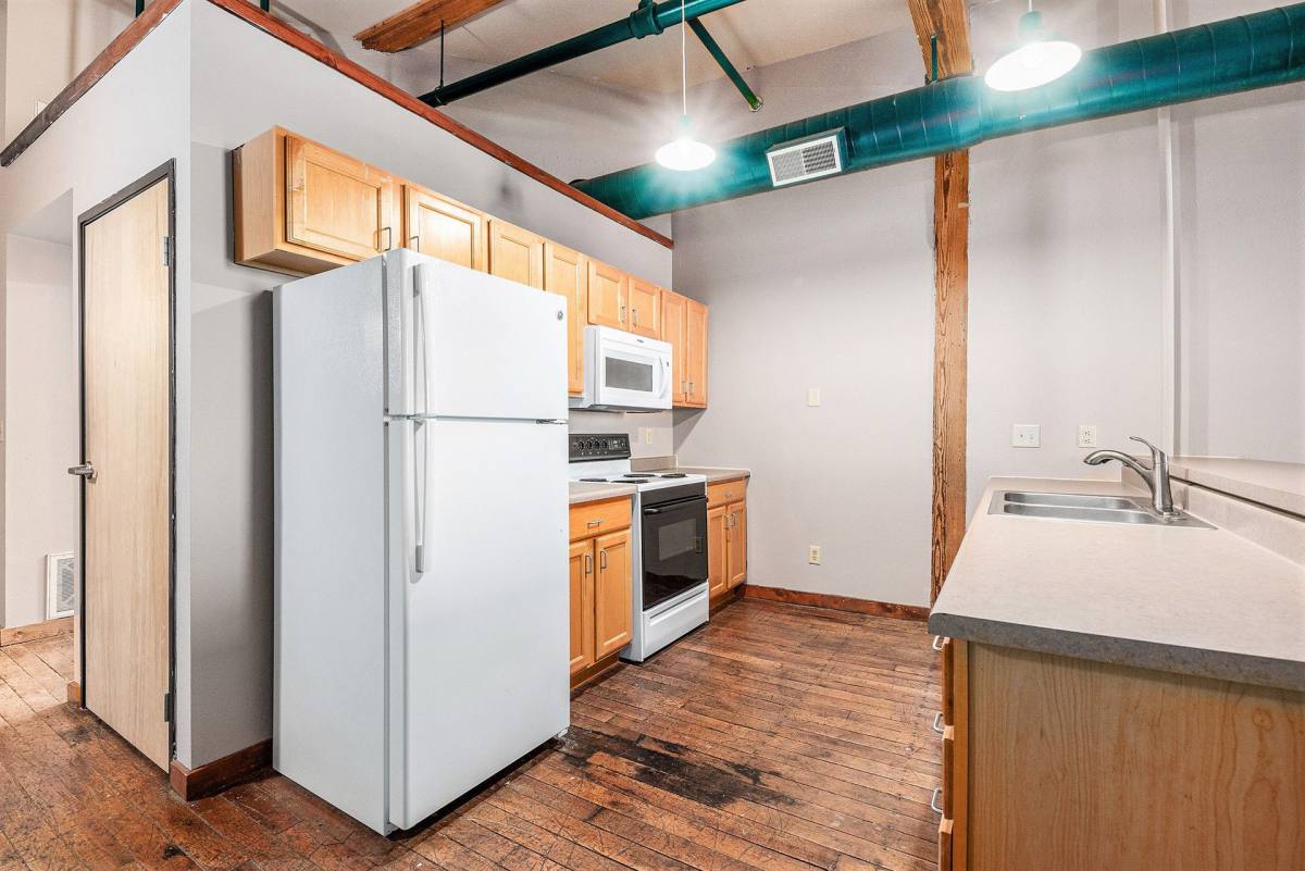 Apartment for rent at 400 N Main Ave, Sioux Falls, SD 57104