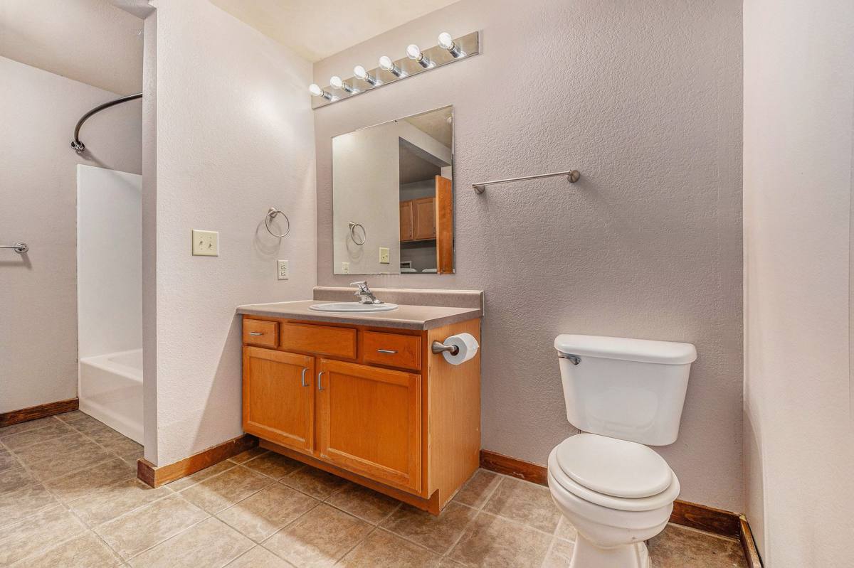 Apartment for rent at 400 N Main Ave, Sioux Falls, SD 57104