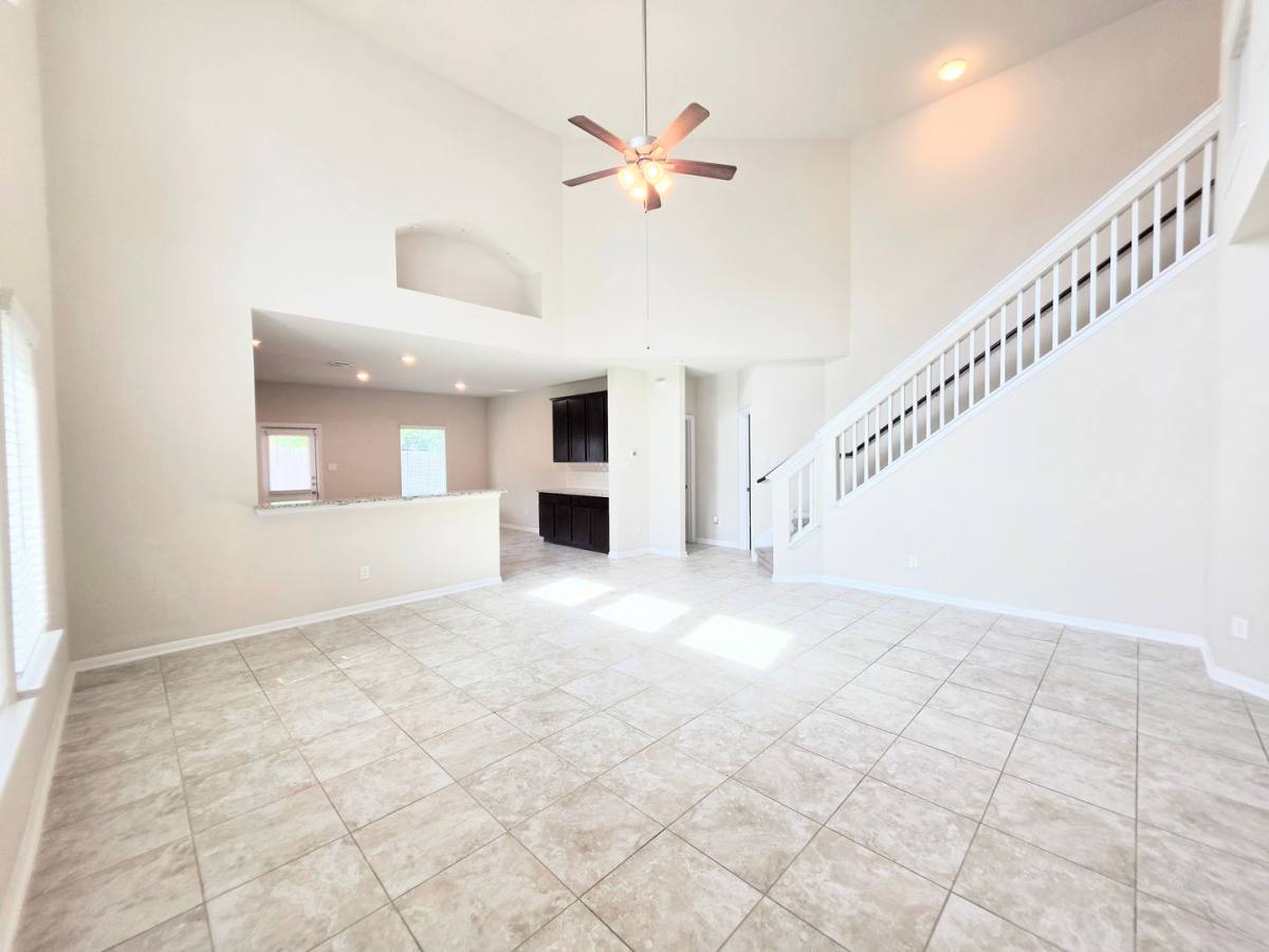 House for rent at 8931 Arundal Garden, Converse, TX 78109