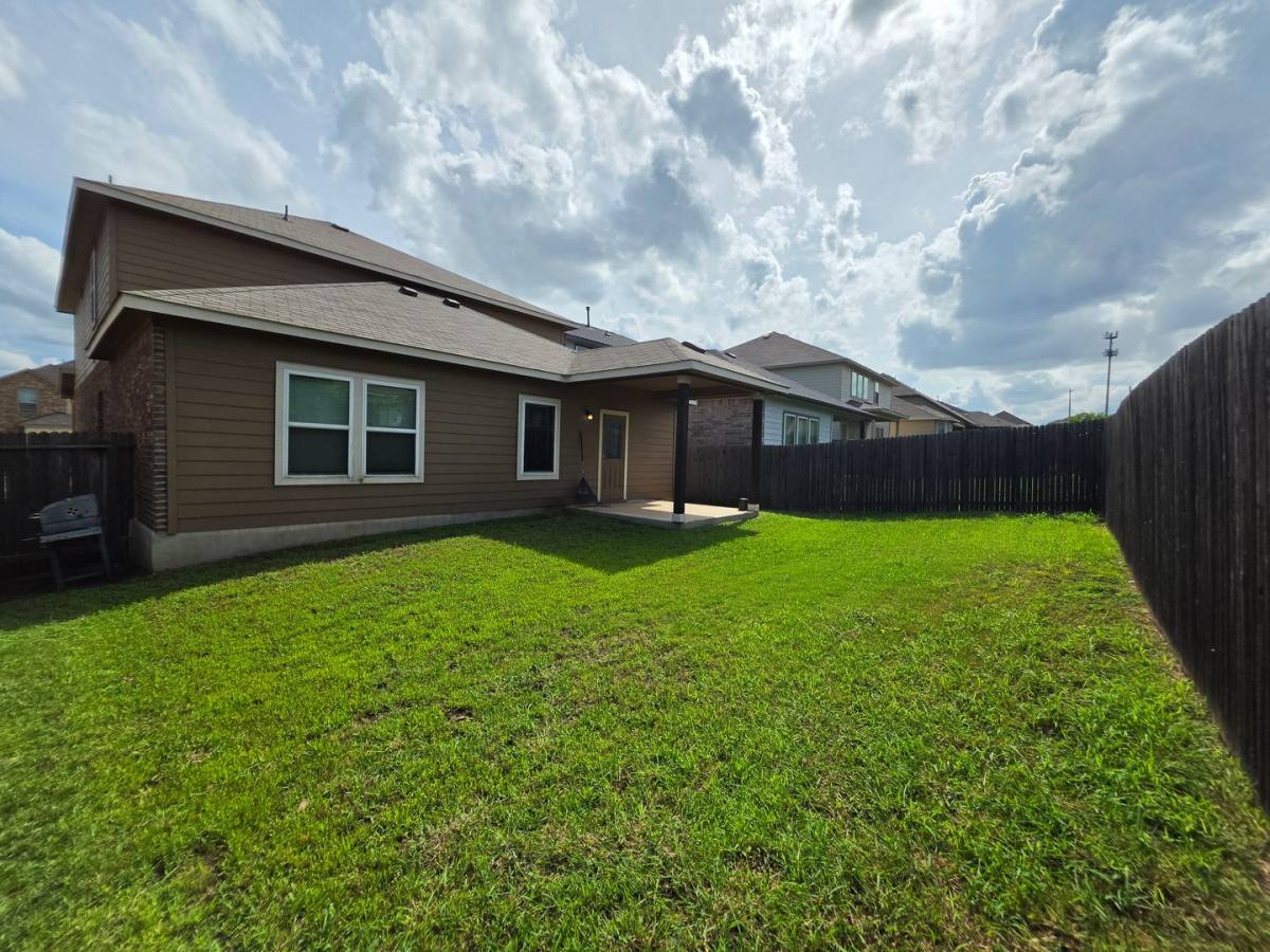 House for rent at 8931 Arundal Garden, Converse, TX 78109
