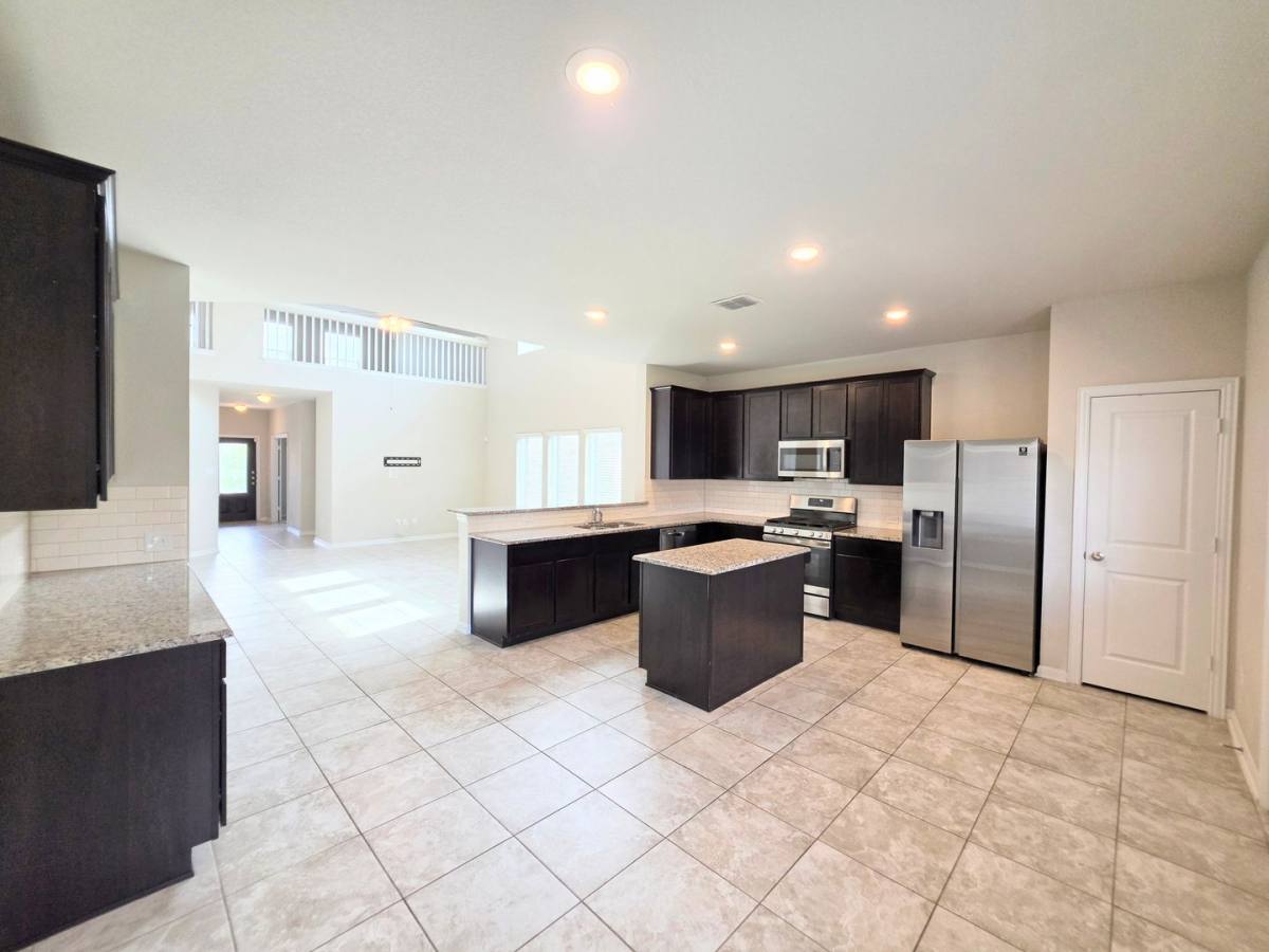 House for rent at 8931 Arundal Garden, Converse, TX 78109
