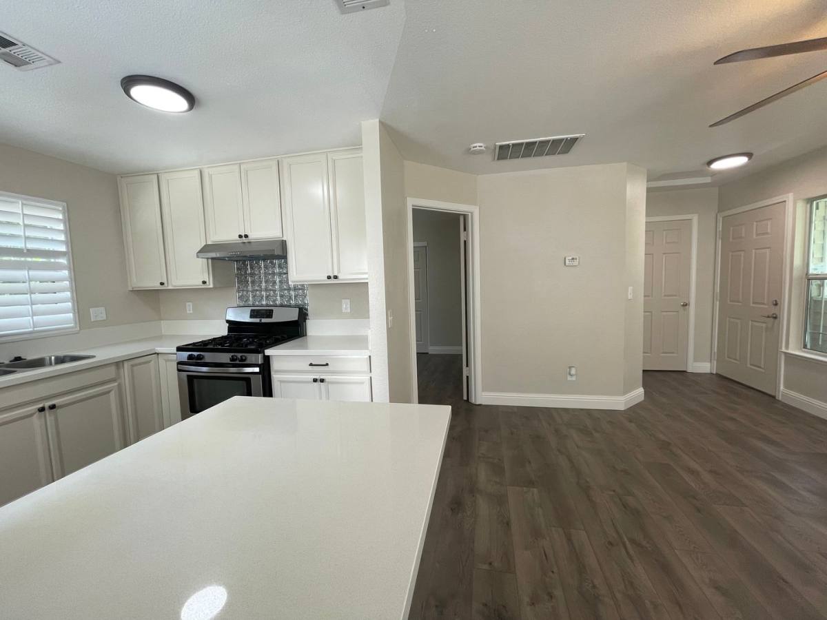 Apartment for rent at 1824, T St, Sacramento, CA 95811