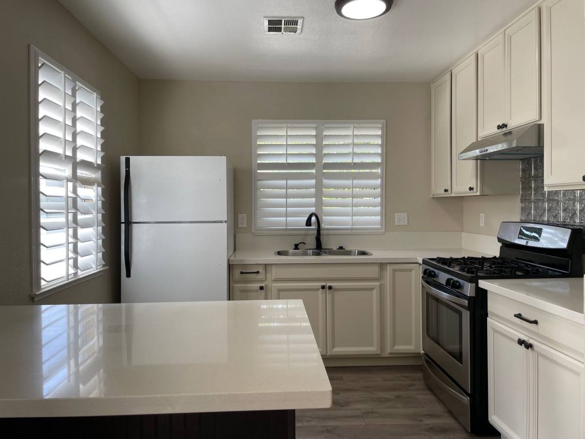 Apartment for rent at 1824, T St, Sacramento, CA 95811