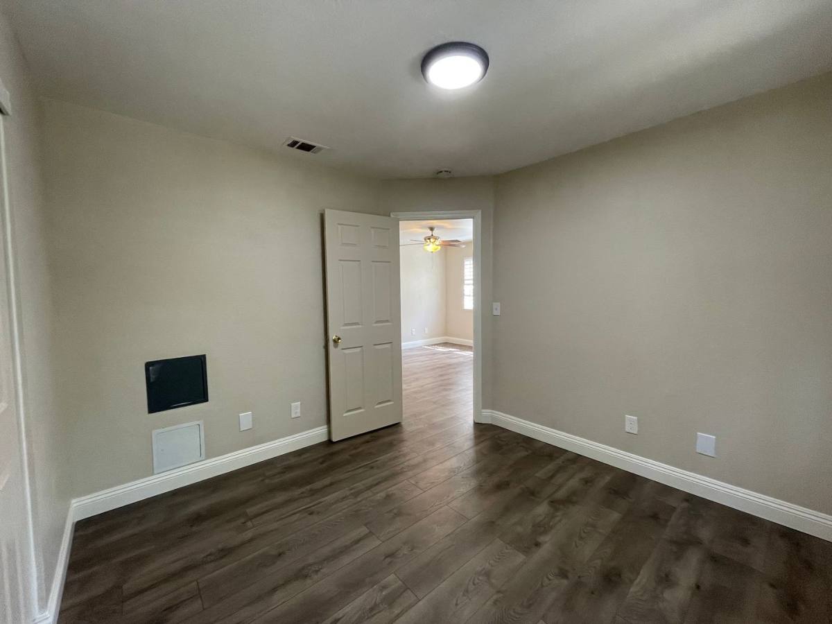 Apartment for rent at 1824, T St, Sacramento, CA 95811
