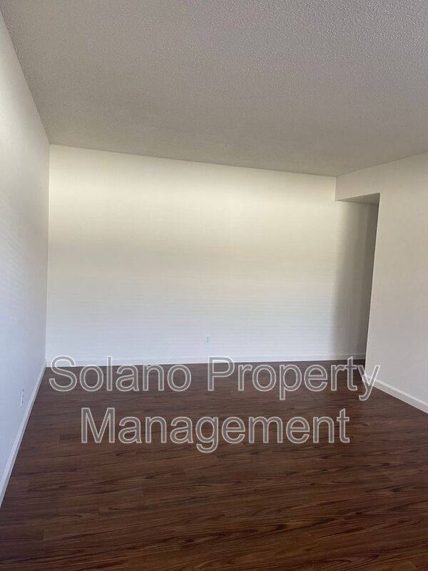 Apartment for rent at 579 Fir St, Vacaville, CA 95688
