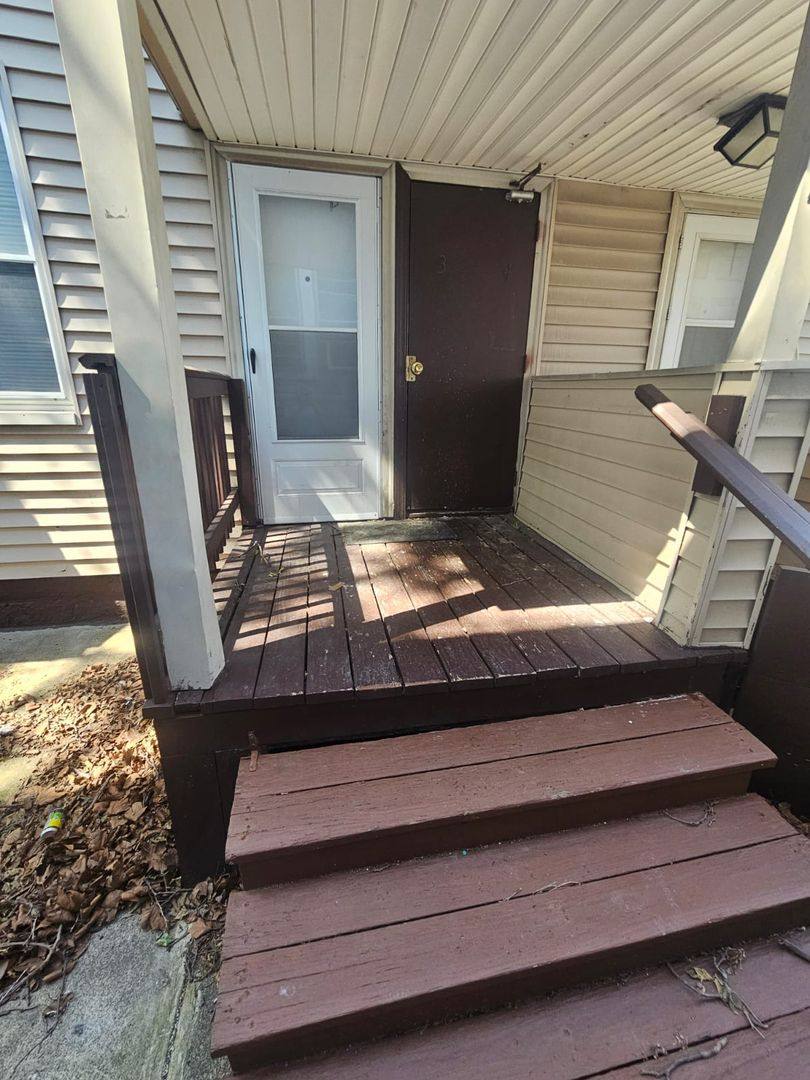 Apartment for rent at 3589 W 46th St, Cleveland, OH 44102