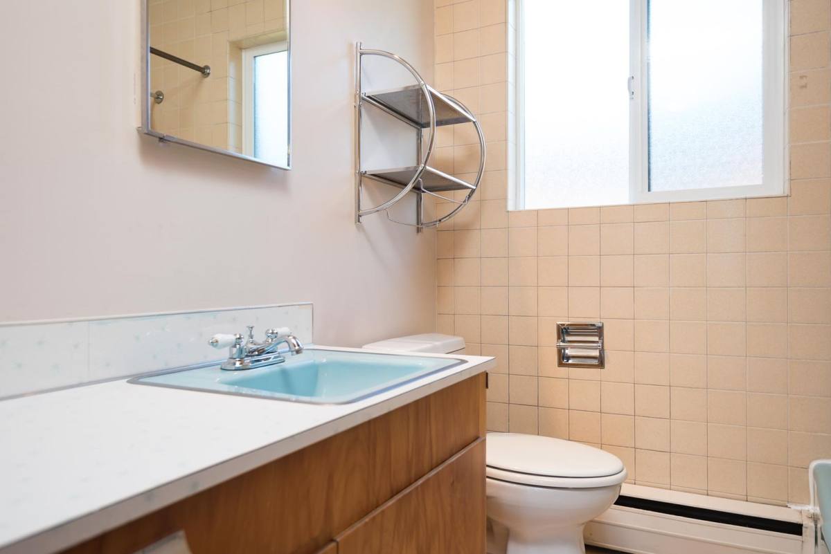 Apartment for rent at 2504 N Rosa Parks Way, Portland, OR 97217