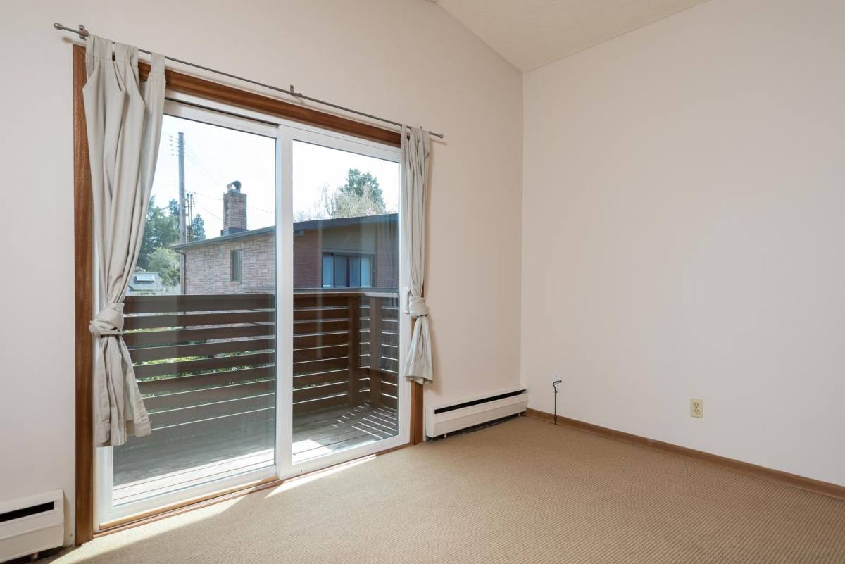Apartment for rent at 2504 N Rosa Parks Way, Portland, OR 97217