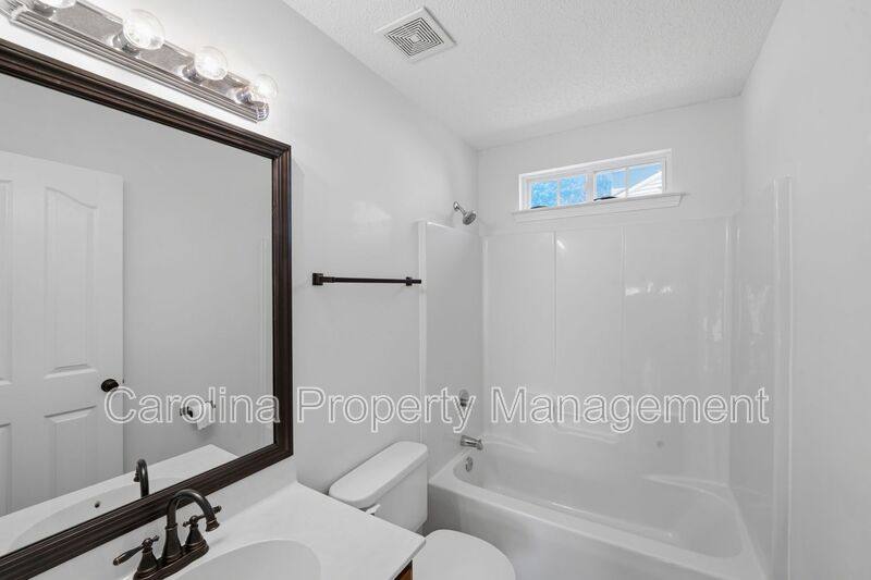 House for rent at 9740 Veronica Dr, Charlotte, NC 28215