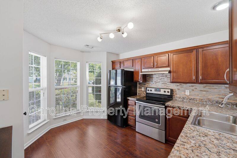 House for rent at 9740 Veronica Dr, Charlotte, NC 28215