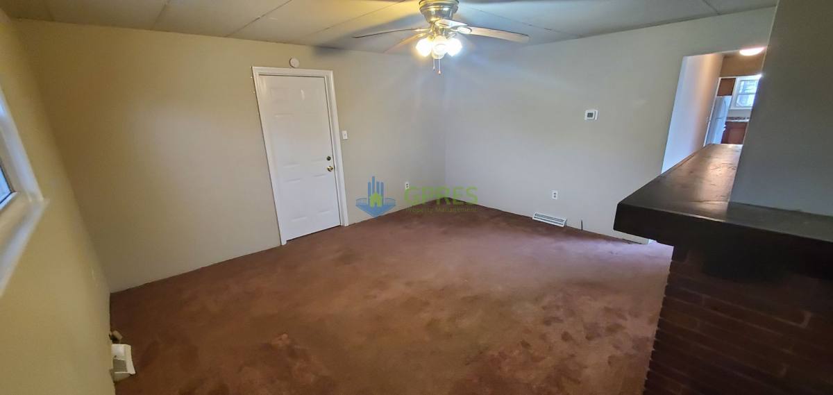 Apartment for rent at 841 Brackenridge Ave, Brackenridge, PA 15014