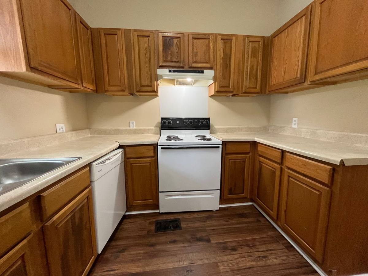 Apartment for rent at 825 E Henry St, Savannah, GA 31401