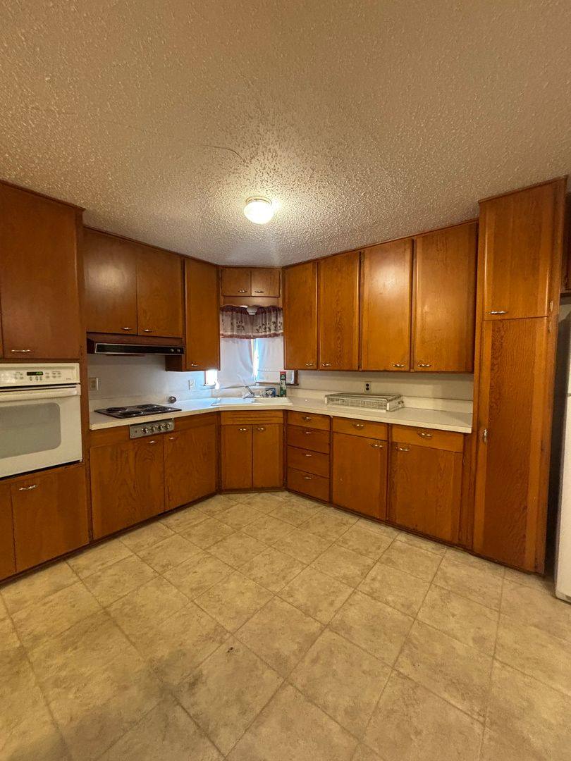 House for rent at 2400 SW 53rd St, Oklahoma City, OK 73119