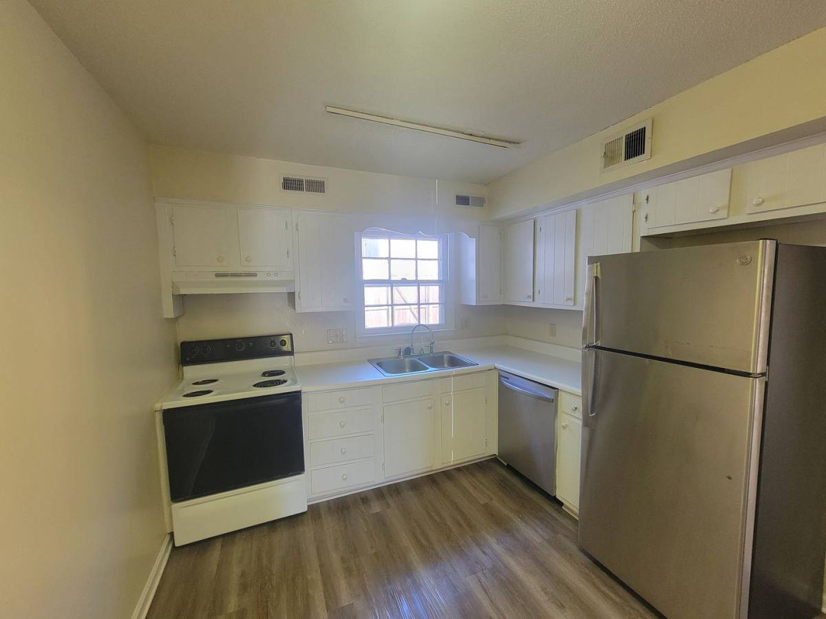 Townhouse for rent at 4839 Tower Rd, Greensboro, NC 27410