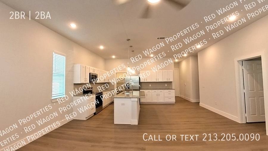 Apartment for rent at 330 E Carson St, San Antonio, TX 78208
