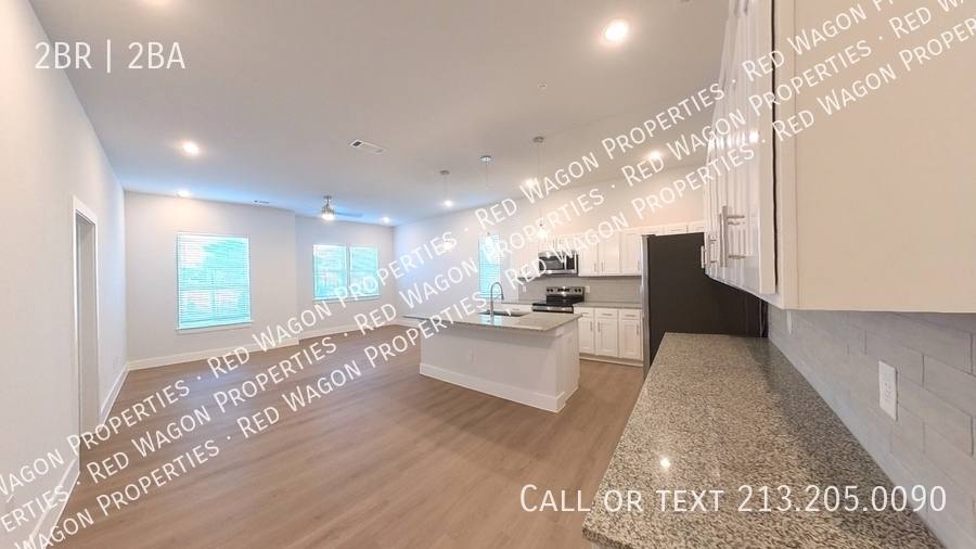 Apartment for rent at 330 E Carson St, San Antonio, TX 78208