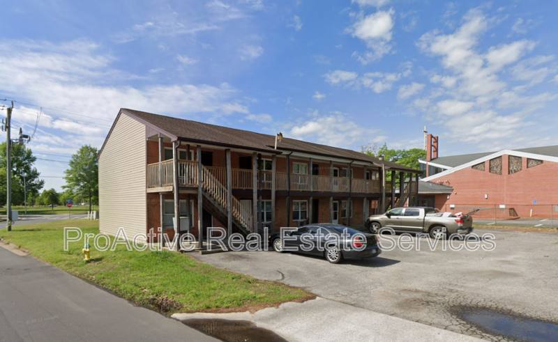 Apartment for rent at 951 Bellmore Ave #1, Norfolk, VA 23504