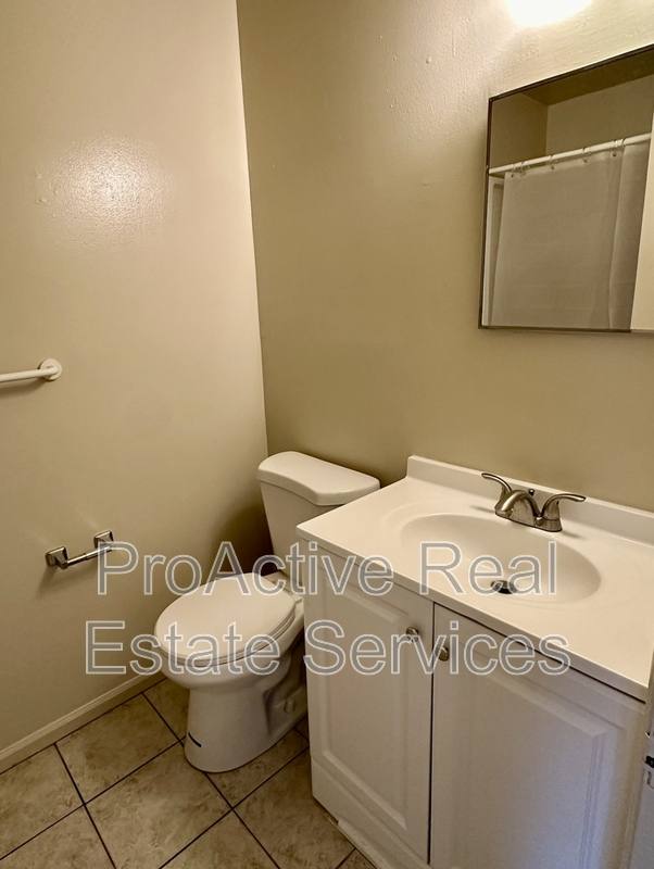 Apartment for rent at 951 Bellmore Ave #1, Norfolk, VA 23504