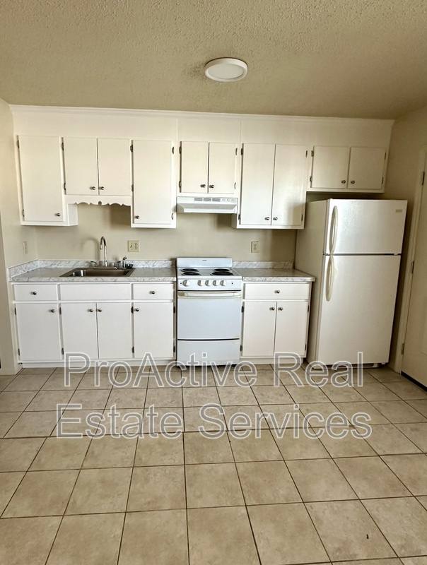 Apartment for rent at 951 Bellmore Ave #1, Norfolk, VA 23504