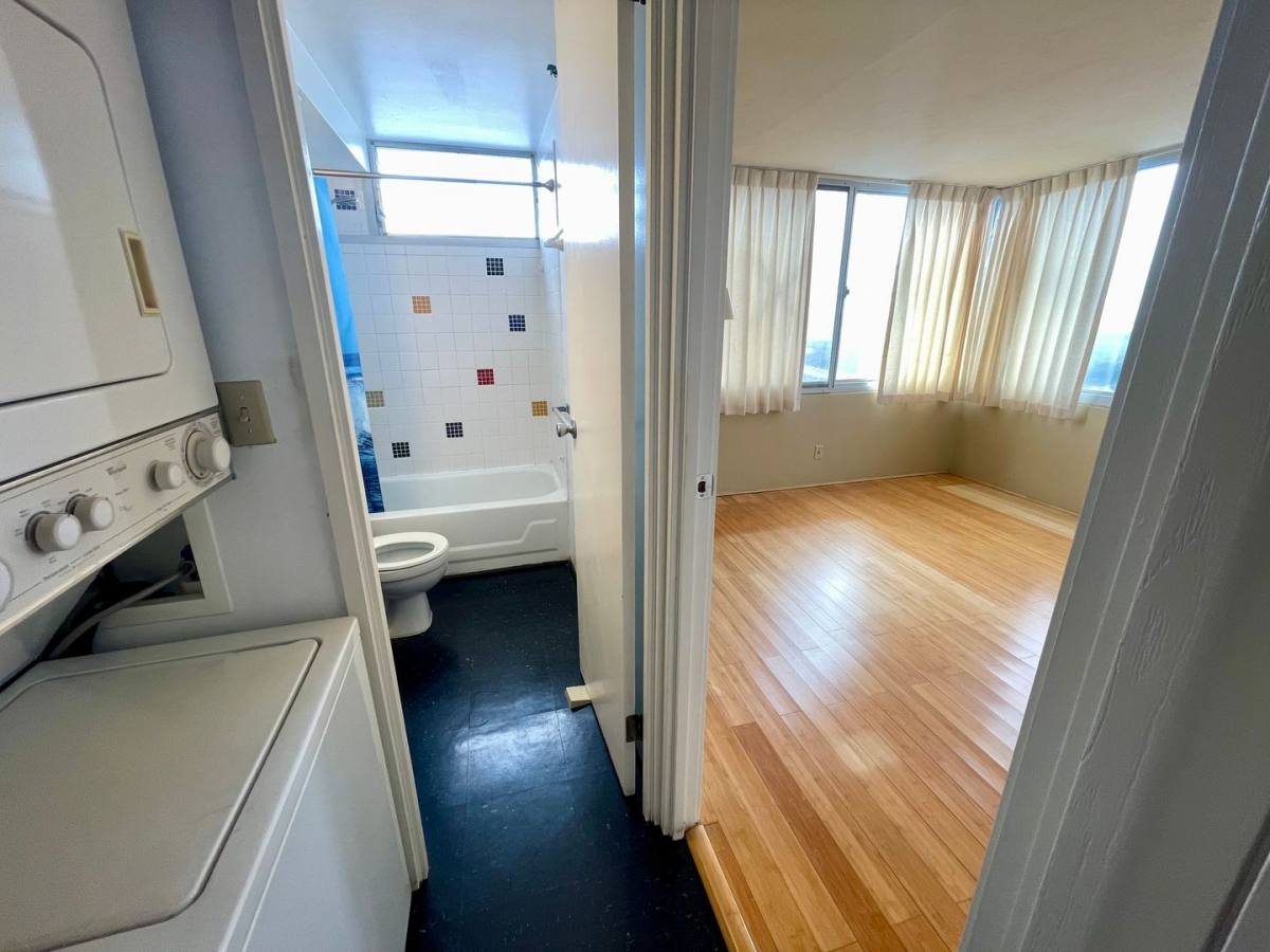 Apartment for rent at 1060 Kamehameha Highway, Pearl City, HI 96782