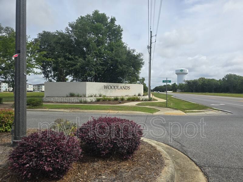 House for rent at 4404 White Cedar Court, Milton, FL 32571