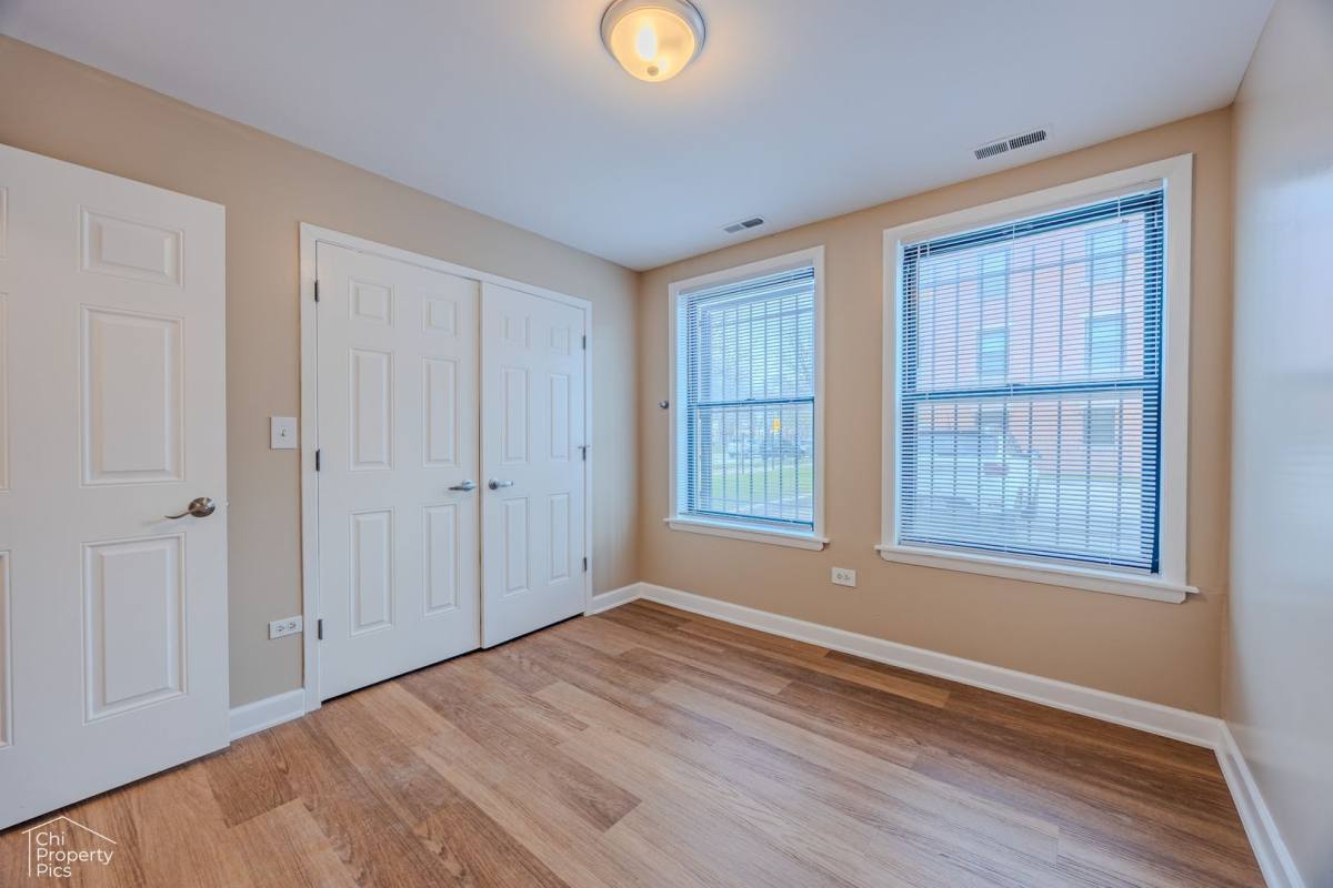 Apartment for rent at 711 S Independence Blvd, Chicago, IL 60624