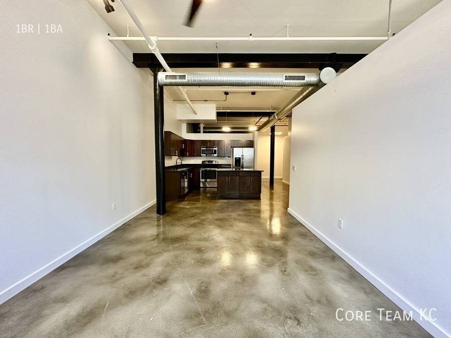 Apartment for rent at 204 Walnut St, Kansas City, MO 64106