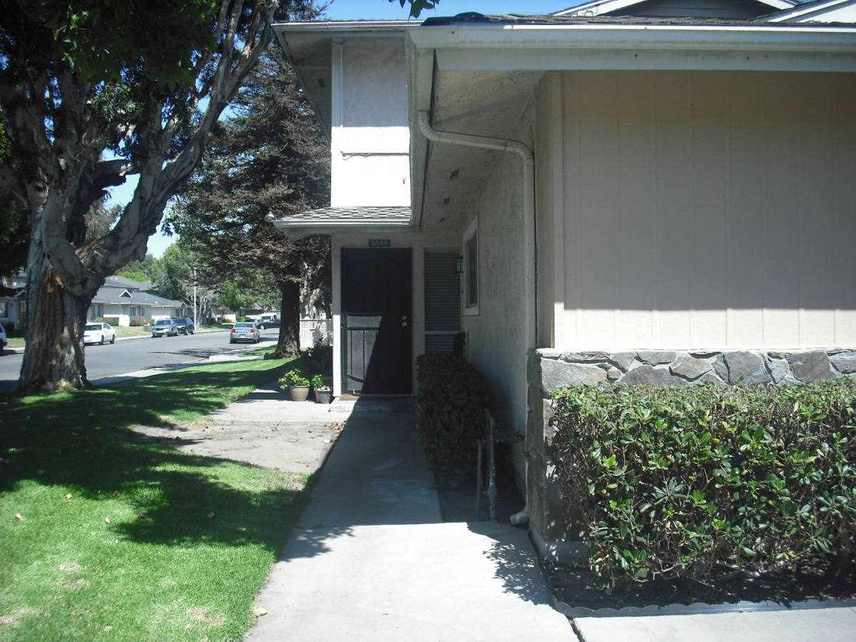 Townhouse for rent at 2646 Tiller Ave, Port Hueneme, CA 93041