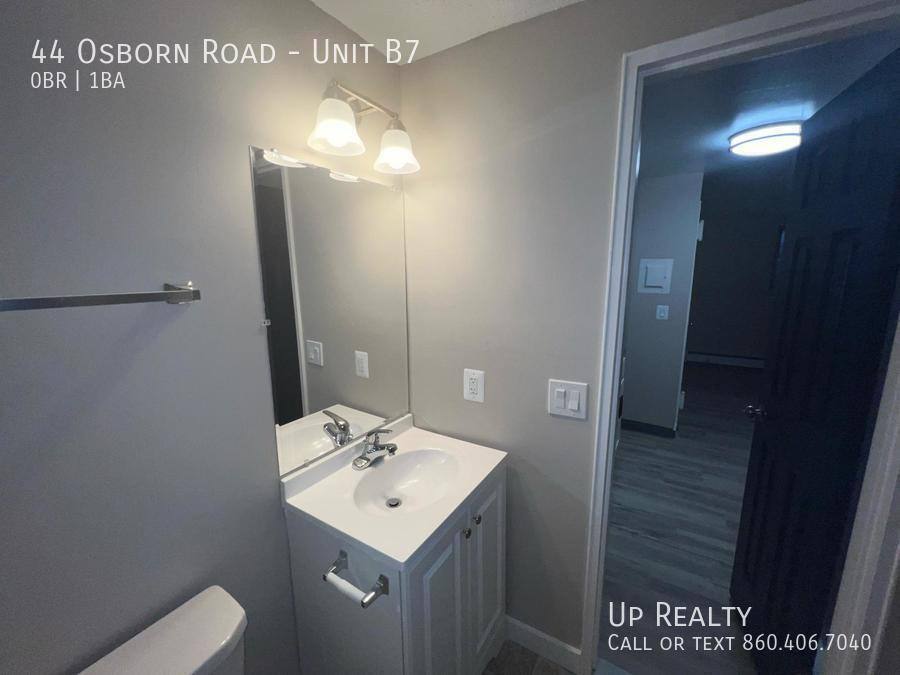 Apartment for rent at 44 Osborn Rd, Naugatuck, CT 06770
