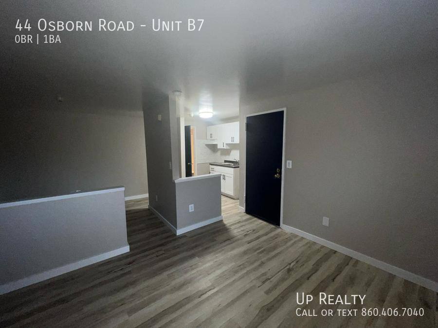 Apartment for rent at 44 Osborn Rd, Naugatuck, CT 06770