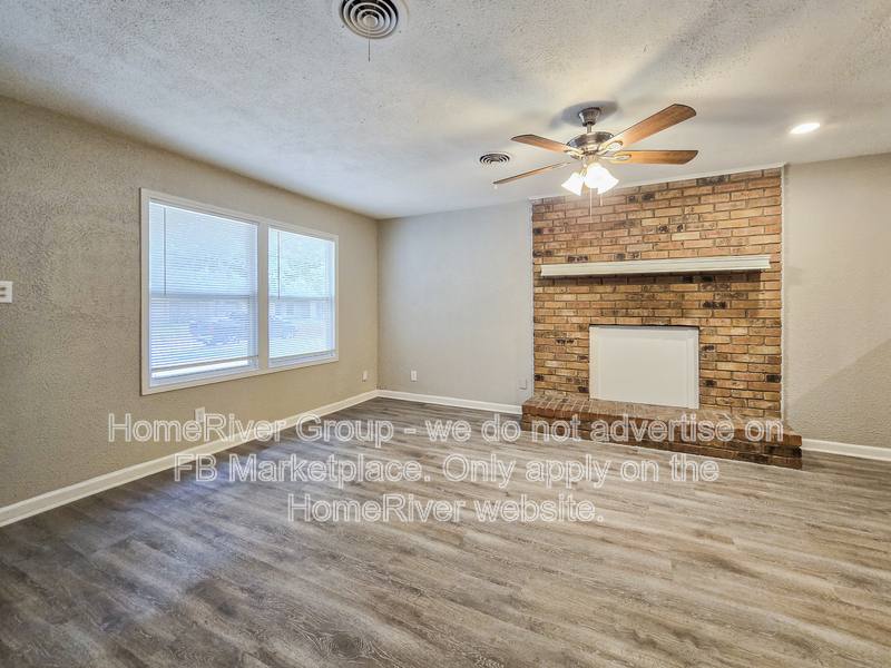 House for rent at 601 Brookfield Dr, Hurst, TX 76053