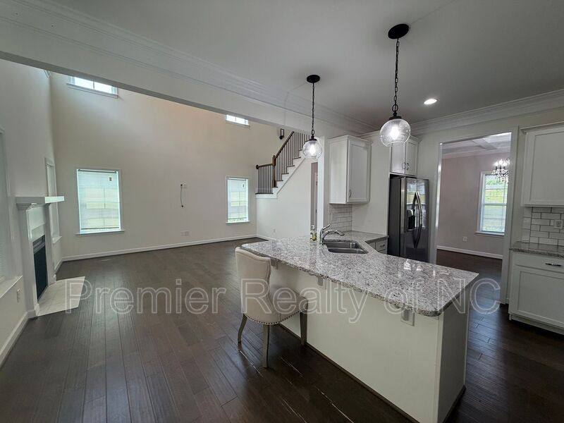 House for rent at 6982 Orchard Path Dr, Clemmons, NC 27012