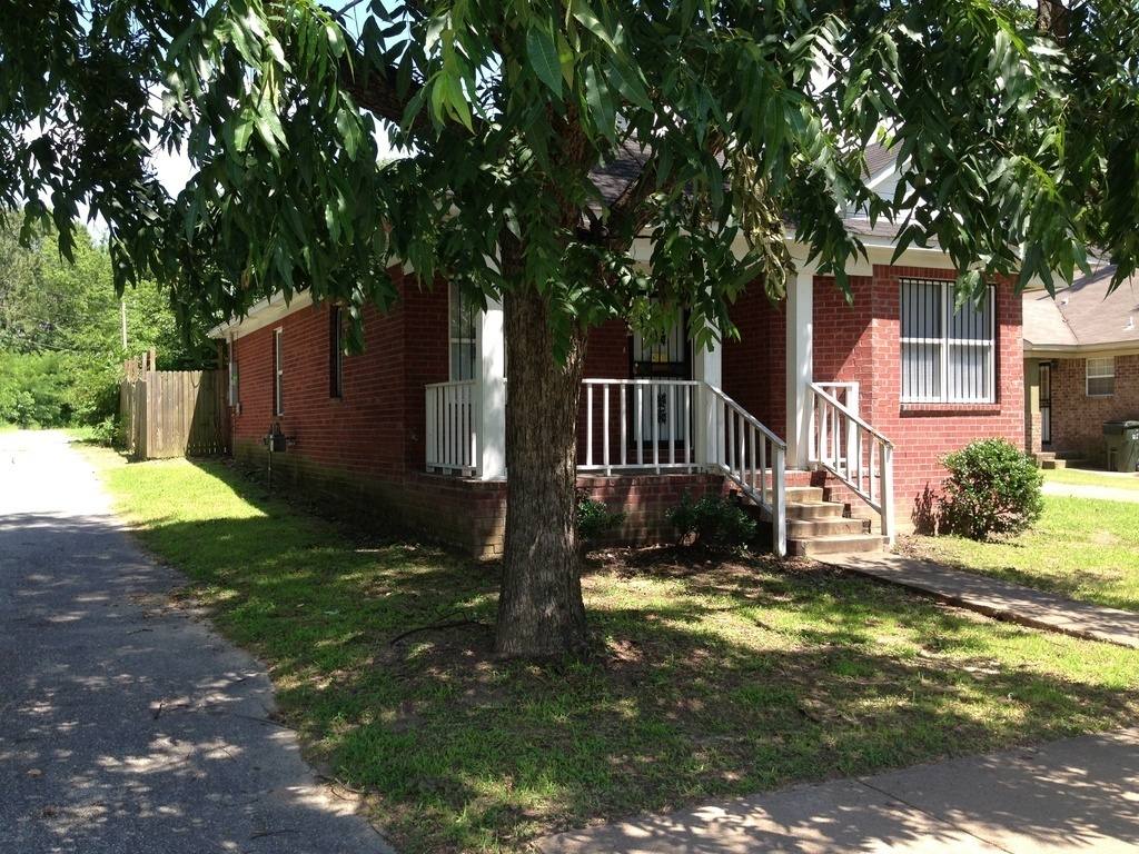 House for rent at 1572 Victor St, Memphis, TN 38106