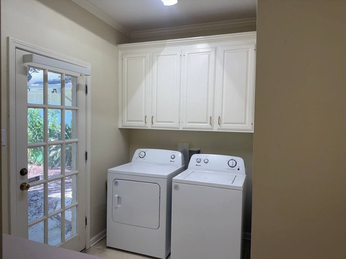 House for rent at 621 W Woodruff Dr, Baton Rouge, LA 70808