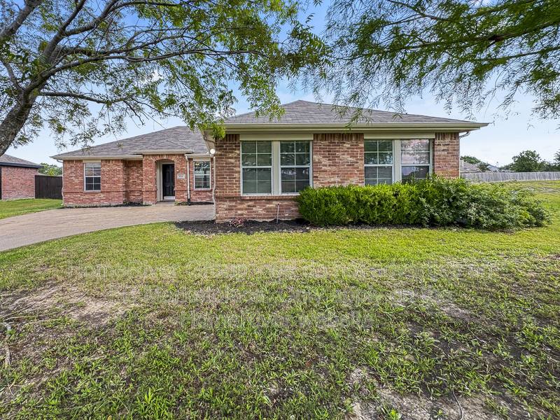 House for rent at 224 Independence Trail, Forney, TX 75126