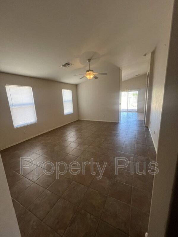House for rent at 24115 N Desert Dr, Florence, AZ 85132