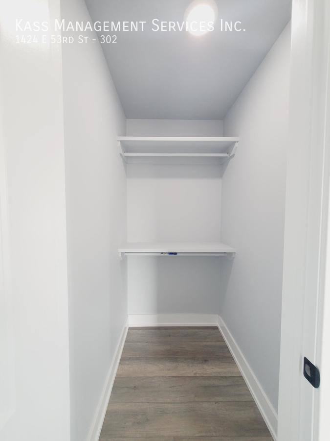 Condo for rent at 1424 E 53rd St, Chicago, IL 60615