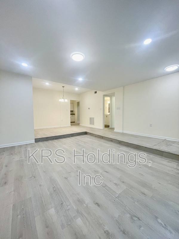 Townhouse for rent at 7214 Jillspring Court #26C, Springfield, VA 22152