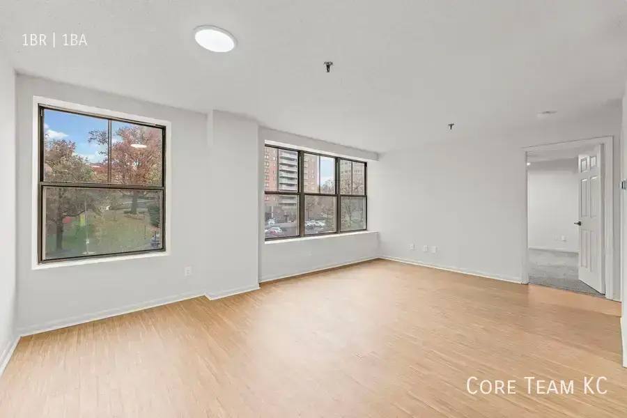 Apartment for rent at 235 Ward Parkway, Kansas City, MO 64112
