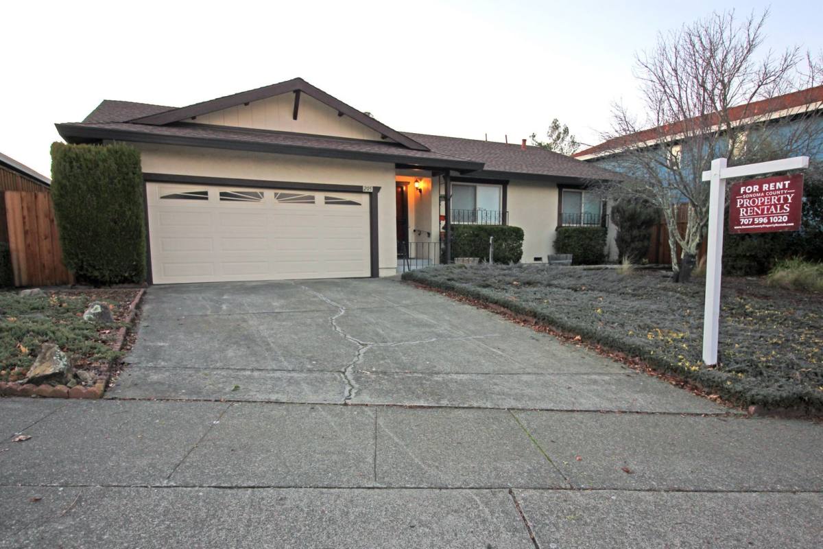 House for rent at 205 El Encanto Way, Santa Rosa, CA 95409